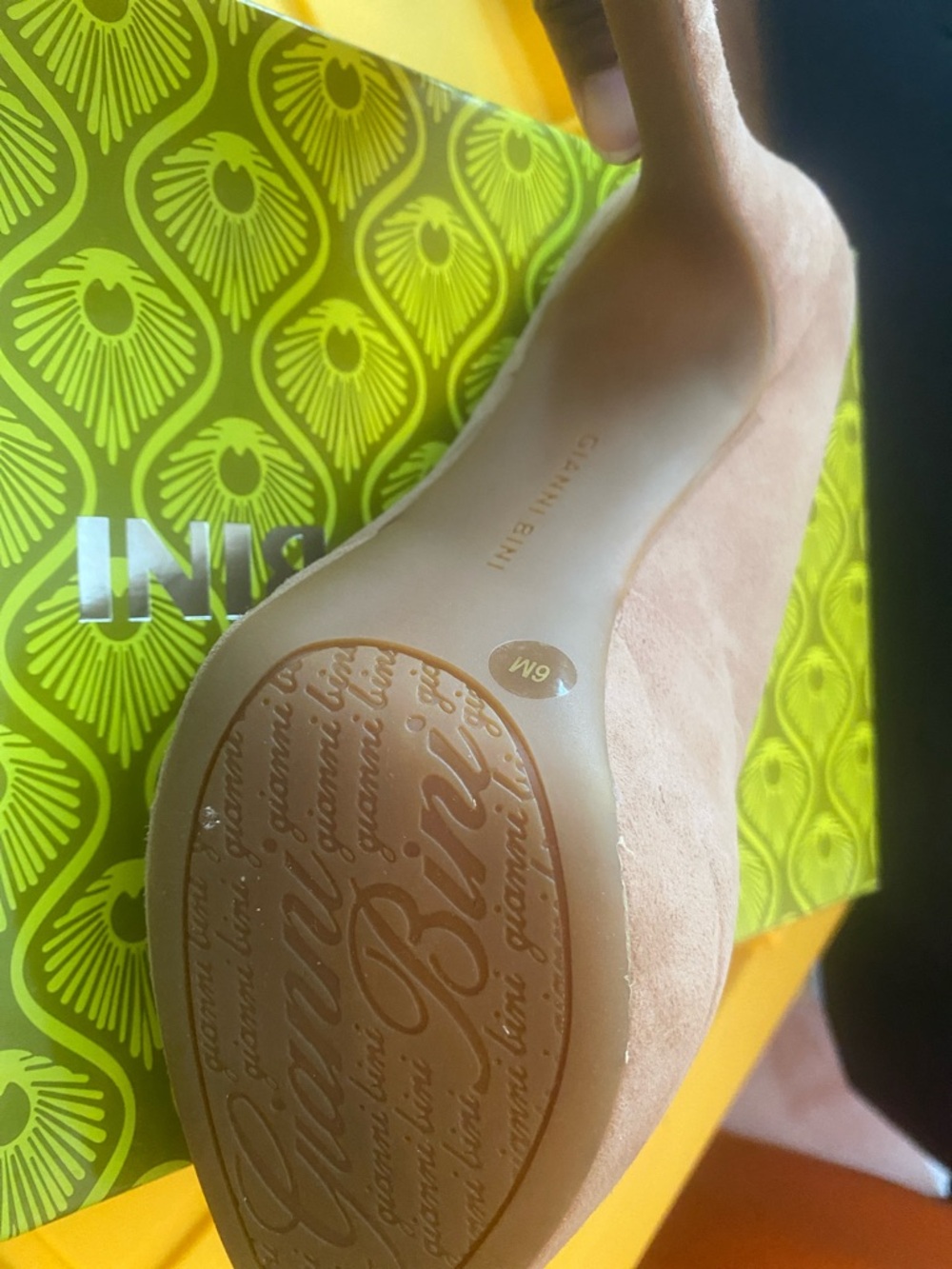 Gianni Bini beige Suede Platform Pump - Picture 5 of 5